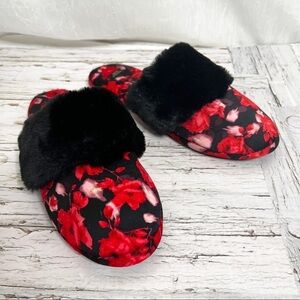 Victoria’s Secret / Floral Faux Fur Satin Slippers